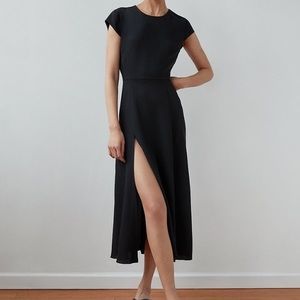 Aritzia Wilfred Hamptons Dress
